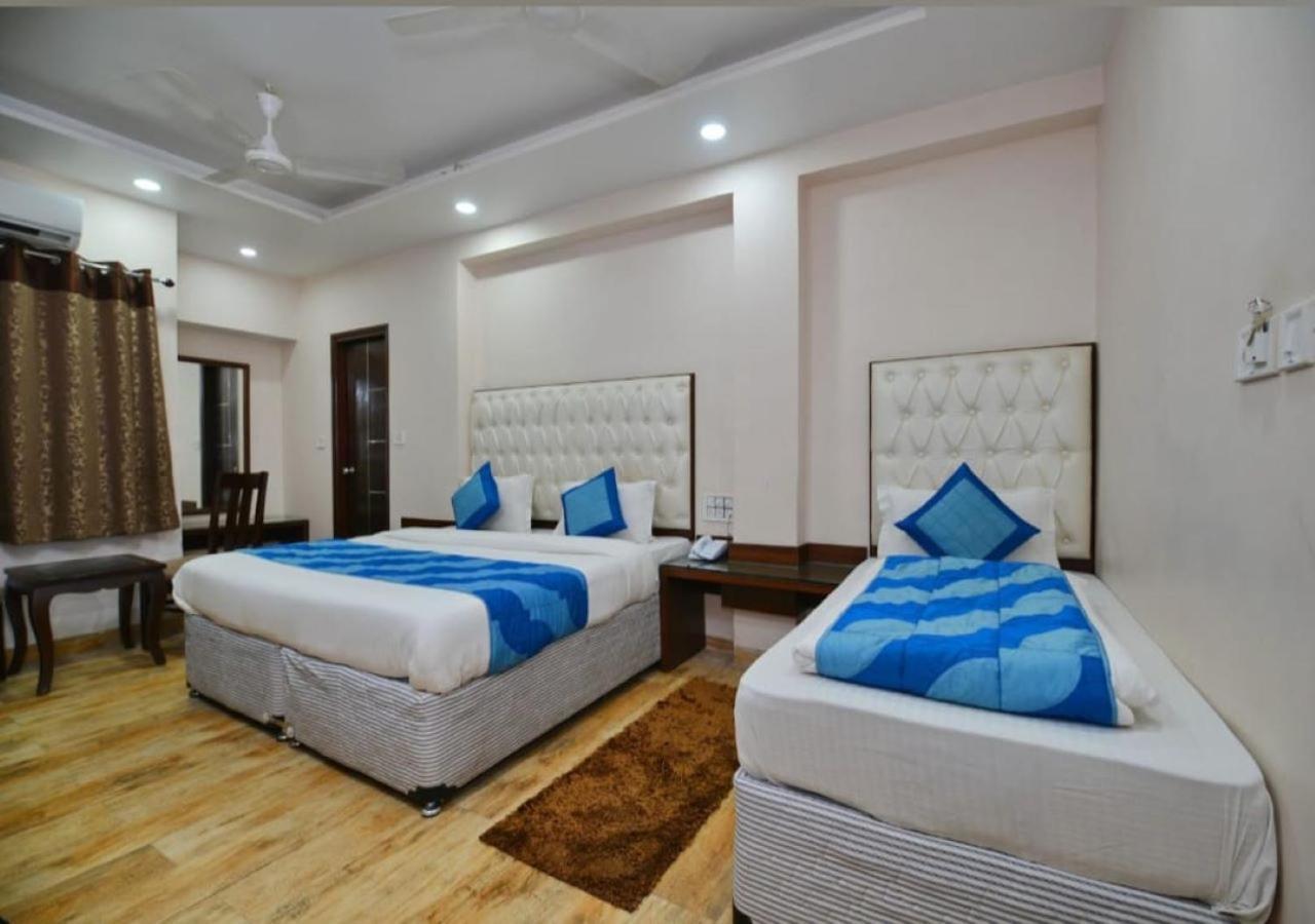 Family Spot Hotel New Delhi Exterior foto