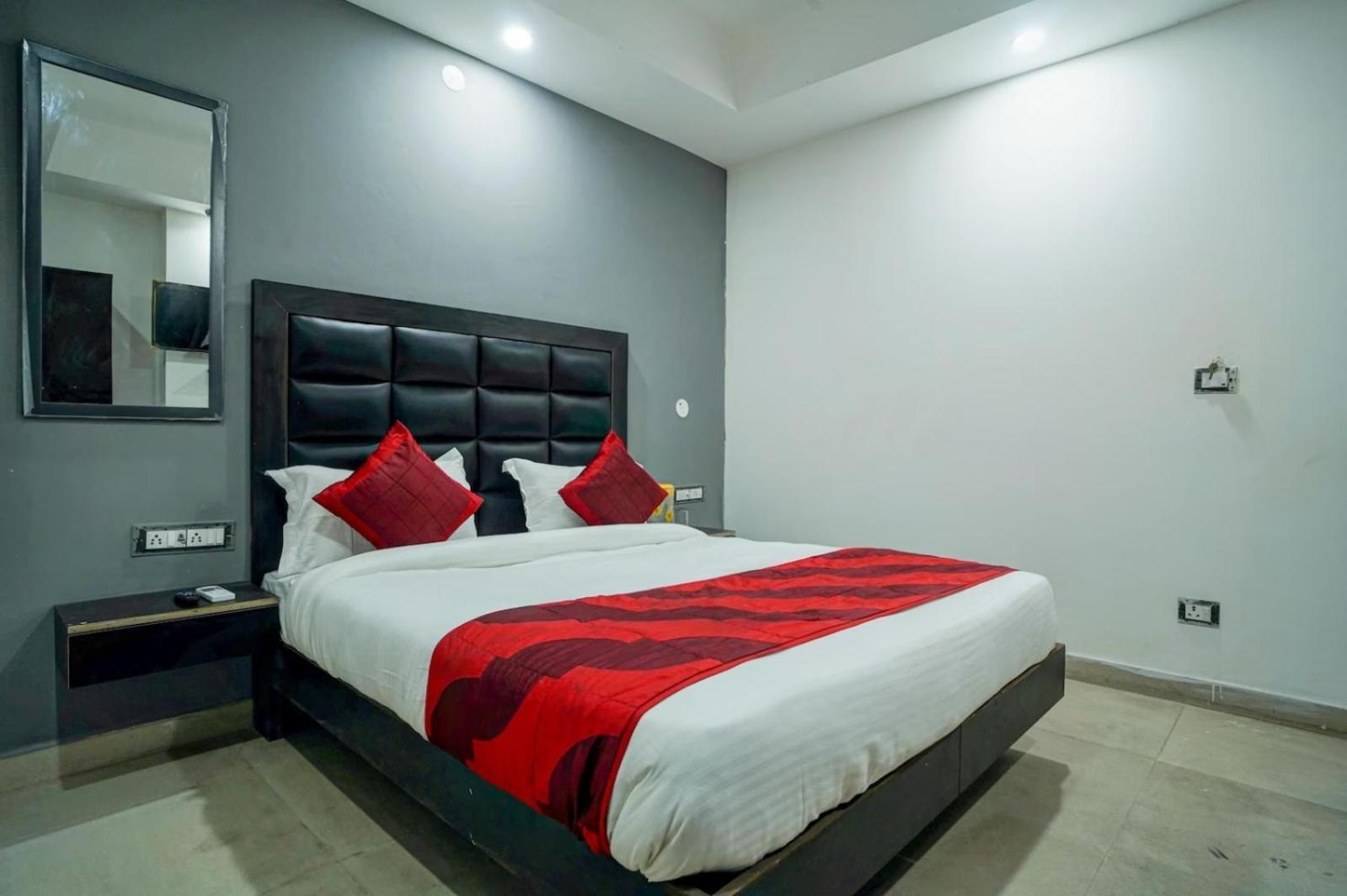 Family Spot Hotel New Delhi Exterior foto
