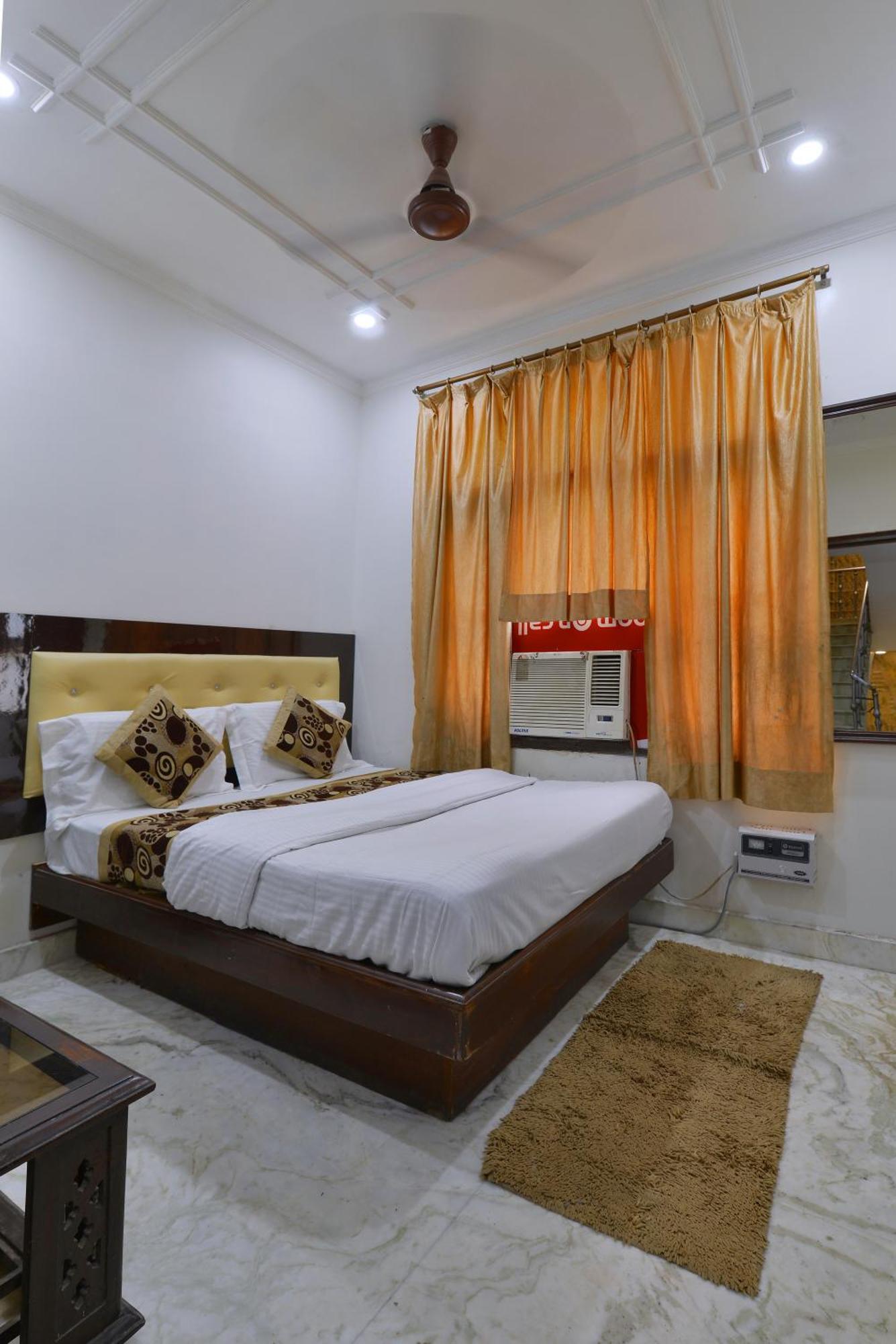 Family Spot Hotel New Delhi Exterior foto